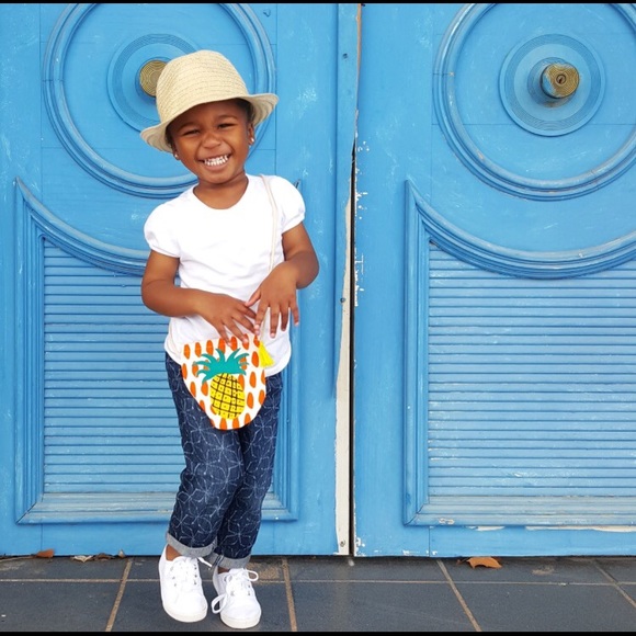 Little Pineapple Handbag - Picture 2 of 6